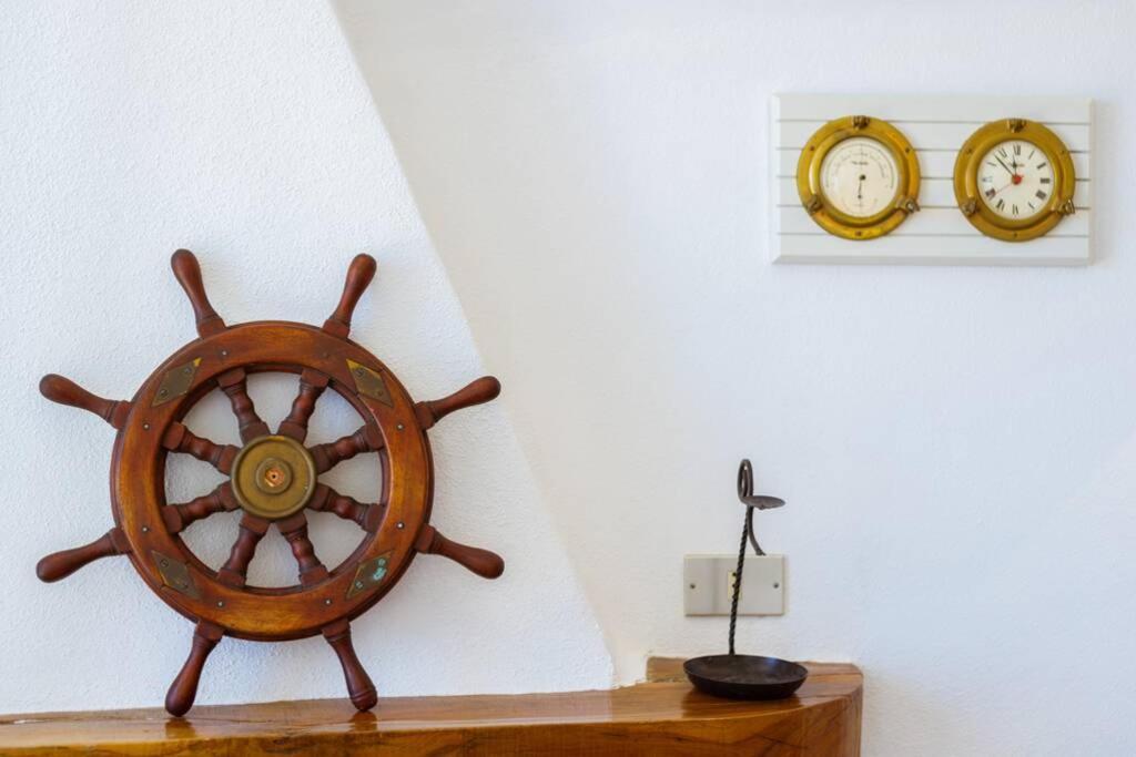 Ferienwohnung Casa Del Subacqueo. Amazing Terrace With Sea View. Wi-Fi Bordighera Exterior foto