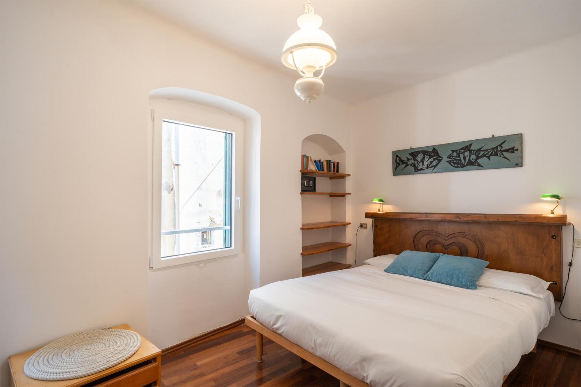Ferienwohnung Casa Del Subacqueo. Amazing Terrace With Sea View. Wi-Fi Bordighera Exterior foto